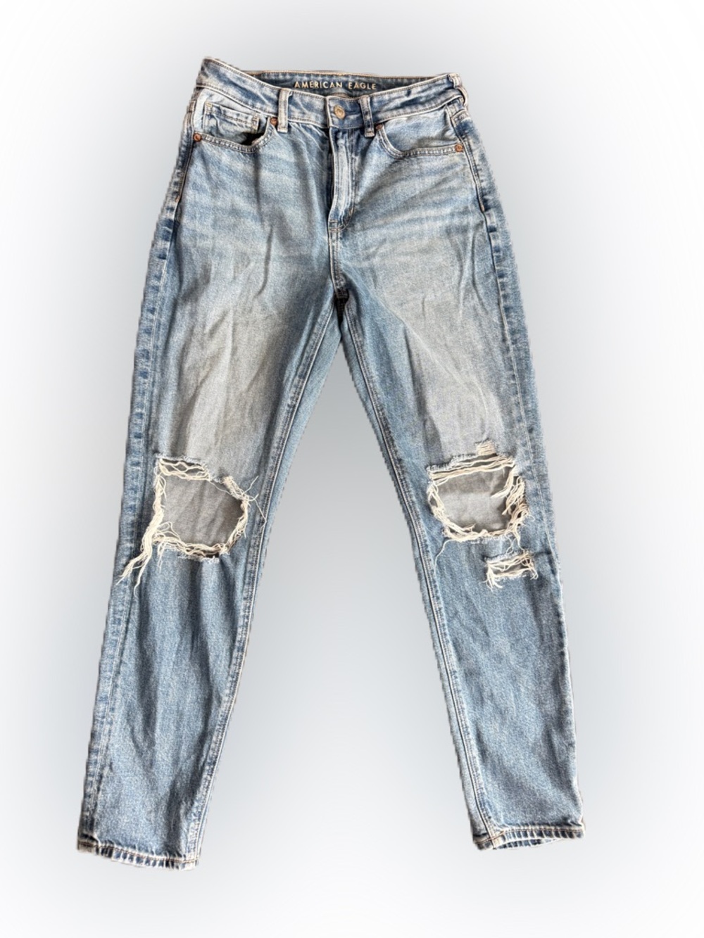 American Eagle Women’s Strigid Distressed Mom Jean. Size 2